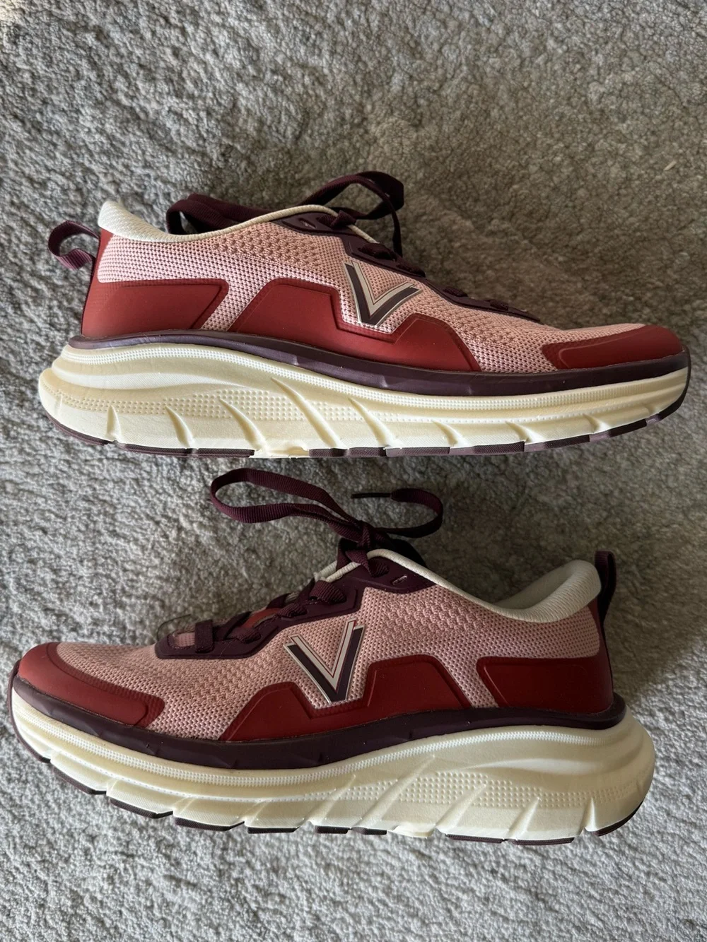 NWOT Vionic Walk Max Lace Up Sneakers in Crystal Rose | 7